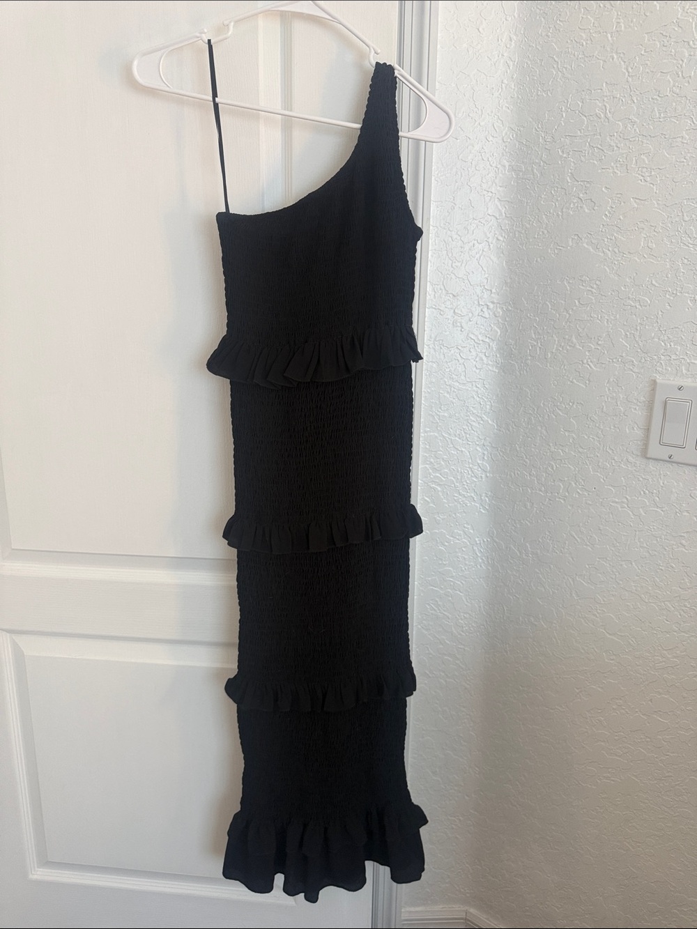 Reverse Long Black One Shoulder Dress